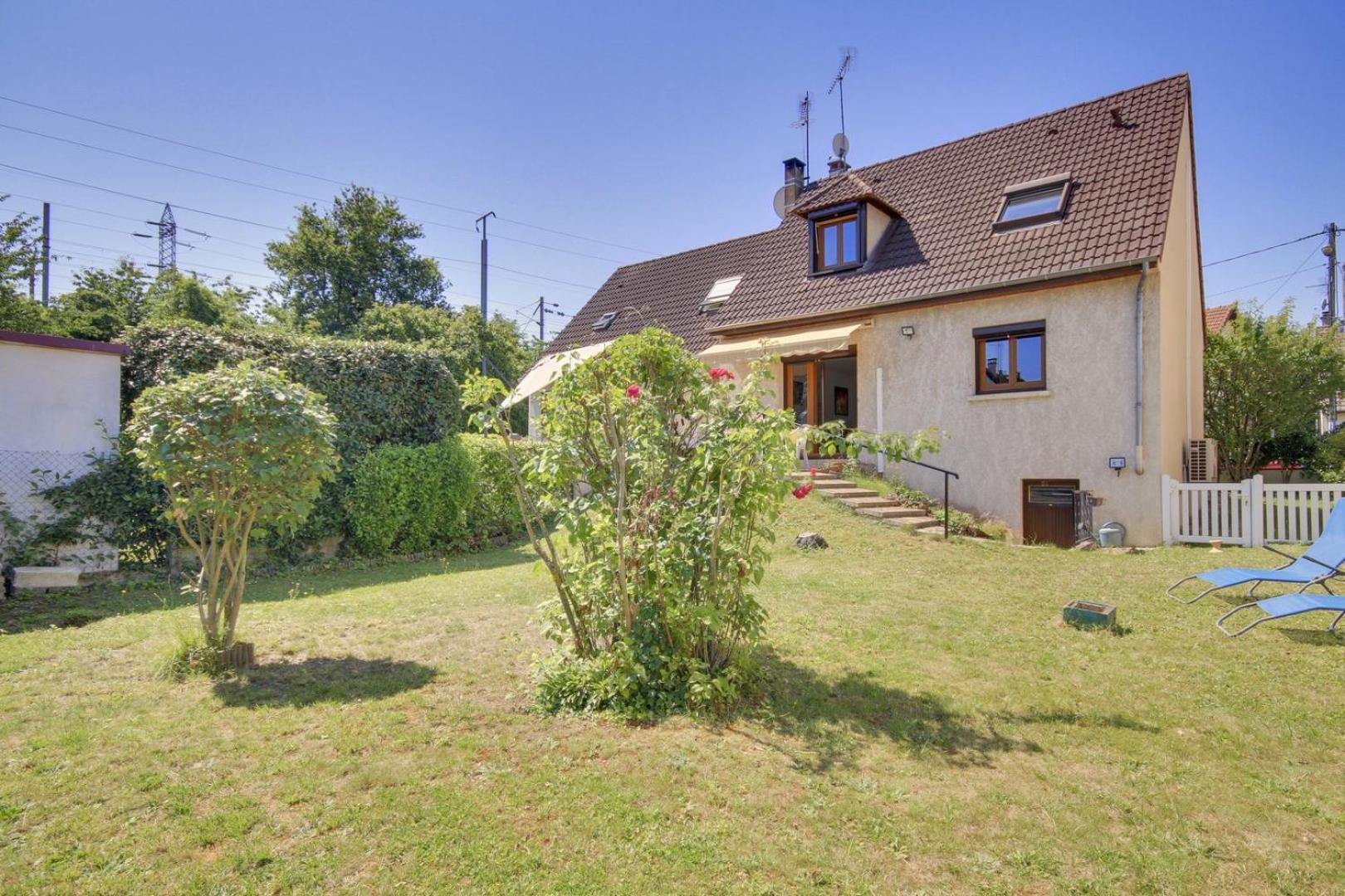 Hotel Authentique Demeure Familiale A Neuilly-Sur-Marne Exterior foto
